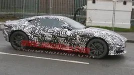 aston-martin-db11-03-1.webp