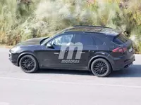 porsche-cayenne-201628876_4.webp