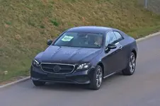 all-new-e-class-coupe-spied-nearly-undisguised-on-trailer-in-germany_13.webp