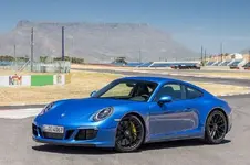 Auto Motor und Sport Fahrbericht - Porsche 911 Carrera 4 GTS (7).webp