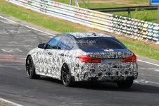 upcoming-f90-bmw-m5-sheds-more-camo-during-nurburgring-testing_7.webp