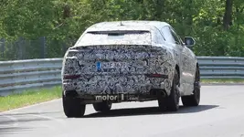 lamborghini-urus-nurburgring-spy-photos.webp