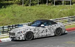 2018-bmw-z4-s20i-interior-spyshots-reveal-specs-and-6-speed-manual-gearbox_4.webp