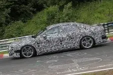 2018-audi-a8-d5-spied-on-the-nurburgring-thumbnail_6.webp