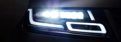 Range_Rover_Velar_exklusive_Preview_Design_Tour_2017_06.webp