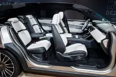 rr-velar-geneva_005.webp