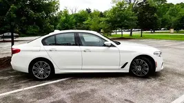 104586911-bmw-530-2.530x298.webp