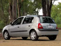 renault-clio-2004-19.webp