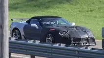 chevrolet-corvette-zr1-convertible-spy-pics.webp