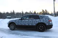 mercedes-benz-eqc-spied-winter-testing-all-electric-suv-hides-futuristic-look_17.webp