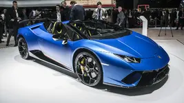 01-lamborghini-huracan-performante-spyder-geneva-1.webp