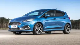 2018-Ford-Fiesta-ST-hatchback-blue-press-image-1001x565p-%282%29.webp