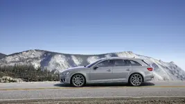 83c5f30b-audi-a4-facelift-24.webp