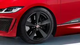 rendering-jaguar-i-pace-svr.webp