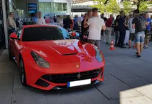Cars_Coffee_160.webp