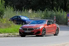 2019-bmw-m850i-xdrive-cabriolet-looks-stunning-in-sunset-orange-metallic_2.webp