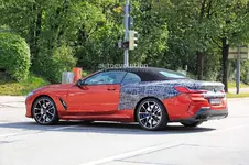 2019-bmw-m850i-xdrive-cabriolet-looks-stunning-in-sunset-orange-metallic_13.webp
