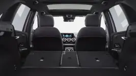 2019-mercedes-b-class-teaser.webp