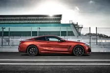 bmw-8-series-2018-282.webp
