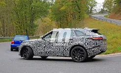 range-rover-velar-svr-fotos-pruebas-201851363_7.webp