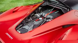 2c4d4c26-2014-ferrari-laferrari-kissimmee-auction-07.webp