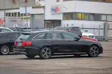 2020-mercedes-e-class-spied-is-getting-a-new-face-inspided-by-cls-class_8.webp