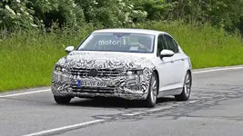 2019-vw-passat-euro-spec-facelift-spy-photo.webp