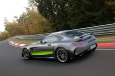 98-mercedes-amg-gt-2018-la-reveal-hero-rear.webp