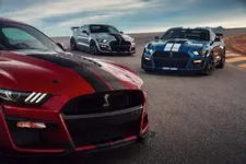2020-mustang-shelby-gt500-hear-the-mighty-roar-of-the-most-powerful-ford-ever_43.webp