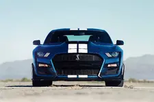 2020-mustang-shelby-gt500-hear-the-mighty-roar-of-the-most-powerful-ford-ever_75.webp