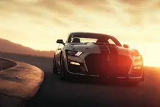 2020-mustang-shelby-gt500-hear-the-mighty-roar-of-the-most-powerful-ford-ever_38.webp