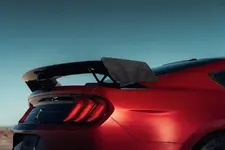 2020-mustang-shelby-gt500-hear-the-mighty-roar-of-the-most-powerful-ford-ever_71.webp