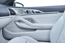 19860857-2019-bmw-8-series-convertible-74.webp