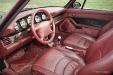 porsche-911-993-turbo-s-05-8d47349d.webp