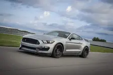 39e40f38-2020-ford-mustang-gt350r-1.webp