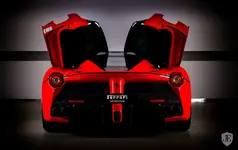 8c35ff10-laferrari-5.webp