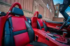 2000-bmw-z8 (30).webp