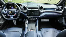 2017-ferrari-gtc4lusso.webp