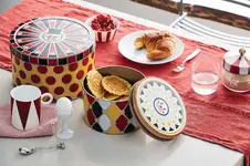 CircusBreakfast_closeup_71468.webp