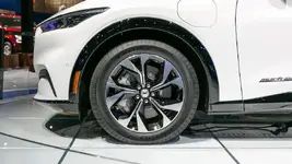 2021-Ford-Mustang-Mach-E-20.webp