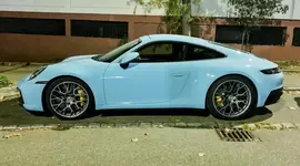 Porsche-911-Carrera-992-2019-Erlkoenig-Spyshot-AUTOmativ.de-Benjamin-Brodbeck-4-1-800x445.webp