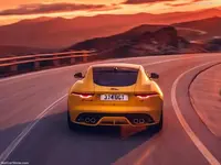 Jaguar-F-Type-2021-800-3f.webp