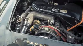 Porsche-356-930-Walter-Rohrl-05.webp