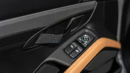 2019-porsche-911-speedster-113-miles-17.webp