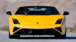 2014-lamborghini-gallardo-squadra-corse-mecum-13.webp