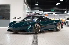McLaren-Speedtail-Green-Carbon_Bahrain-1.webp
