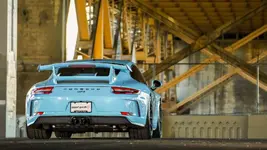 2018-Porsche-911-GT3-Gulf-Blue-08.webp