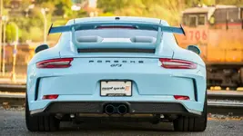 2018-Porsche-911-GT3-Gulf-Blue-13.webp