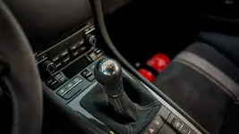 2018-Porsche-911-GT3-Gulf-Blue-21.webp