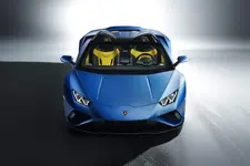 lamborghini-huracan-evo-rwd-spyder-unveiled-3.webp